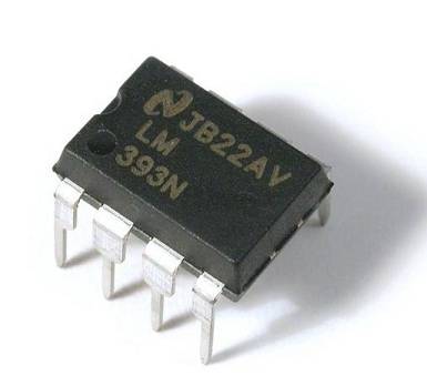 LM393 Dual Differential Comparator - Ekostra Electronics In Egypt اكوسترا الكترونيكس
